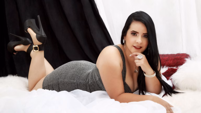 Aleisha Evanz